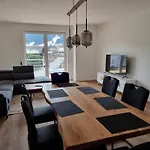 Breitenbergerhof 아파트 *